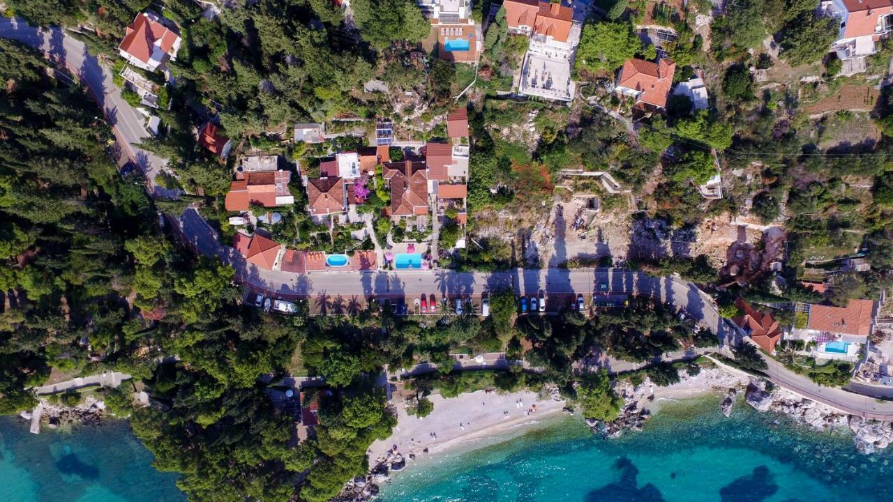 Gostinjska kuća Carmen &